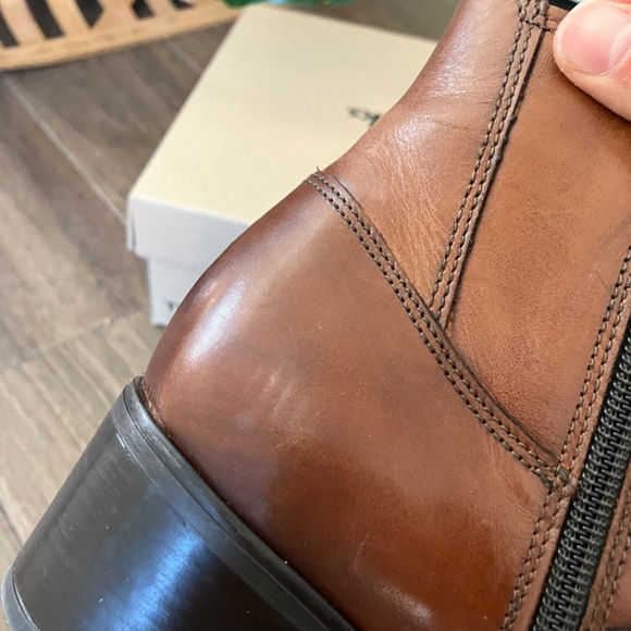 Clarks Dark Tan Leather Ankle Boot, Women's, Size 9 - Picture 6 of 10